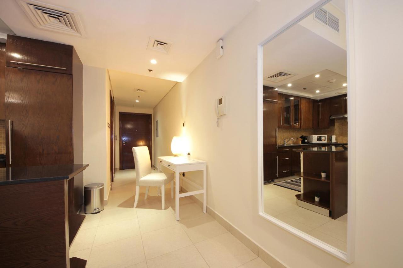 Appartamento Prime Retreats- Downtown Dubai Esterno foto
