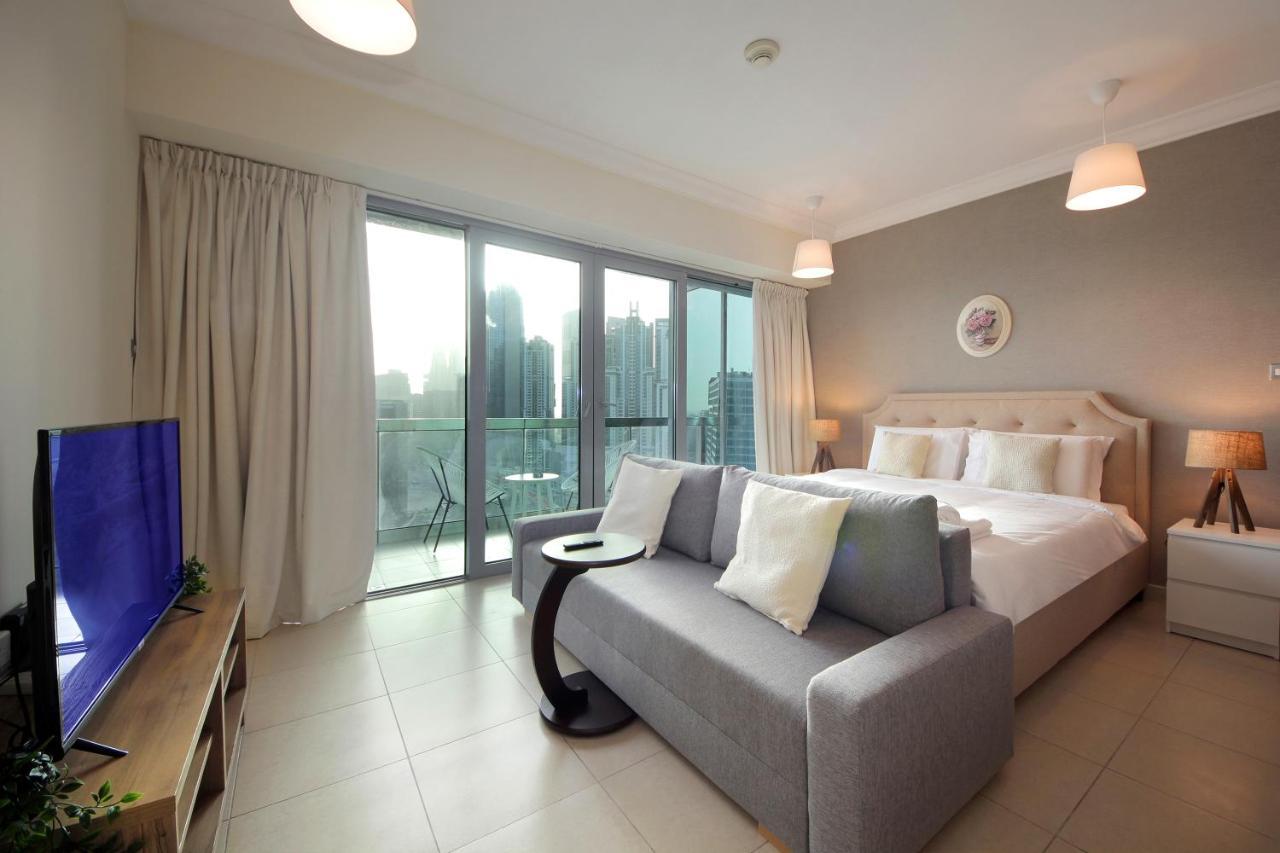 Appartamento Prime Retreats- Downtown Dubai Esterno foto