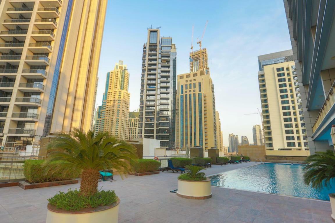 Appartamento Prime Retreats- Downtown Dubai Esterno foto